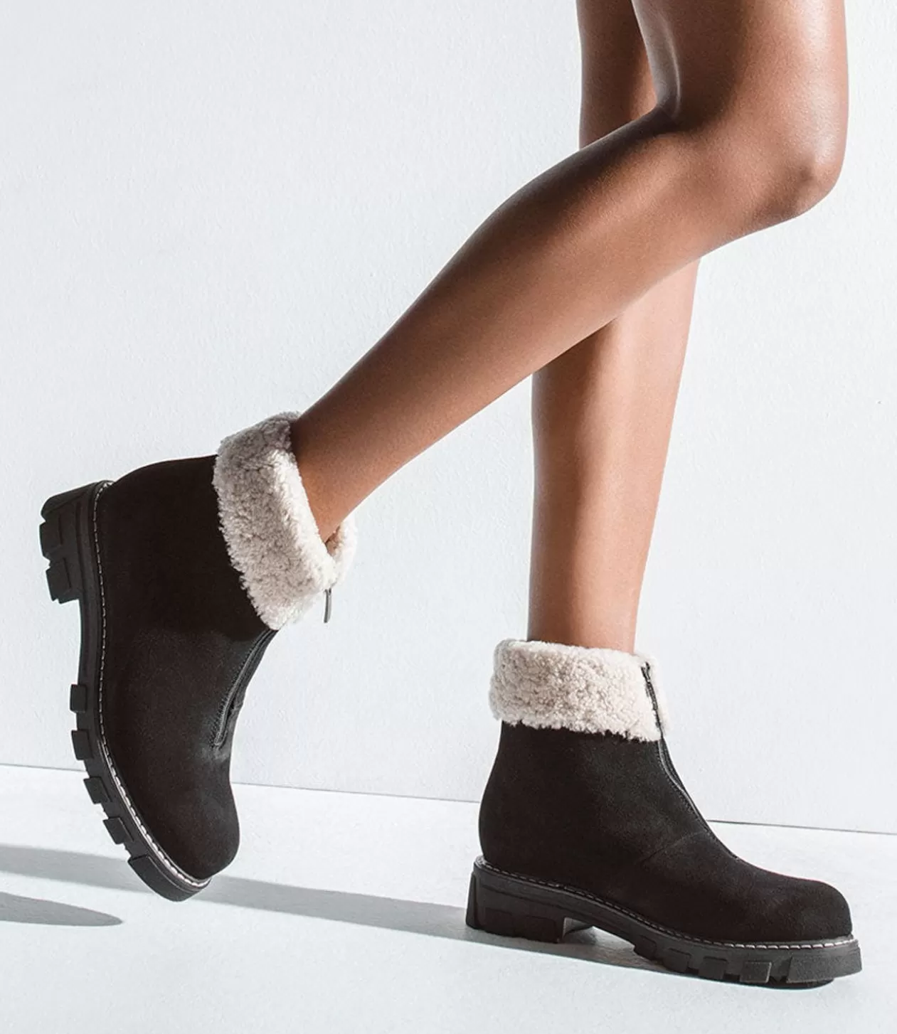 Edward Meller La Canadienne<Abban Front Zip Boot With Shearling In Black Suede