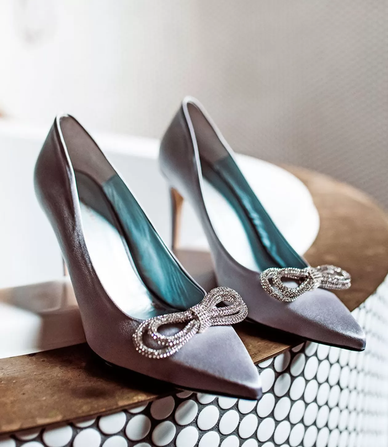 Edward Meller High Heel<Astiria90 Pump With Crystal Bow In Silver Satin