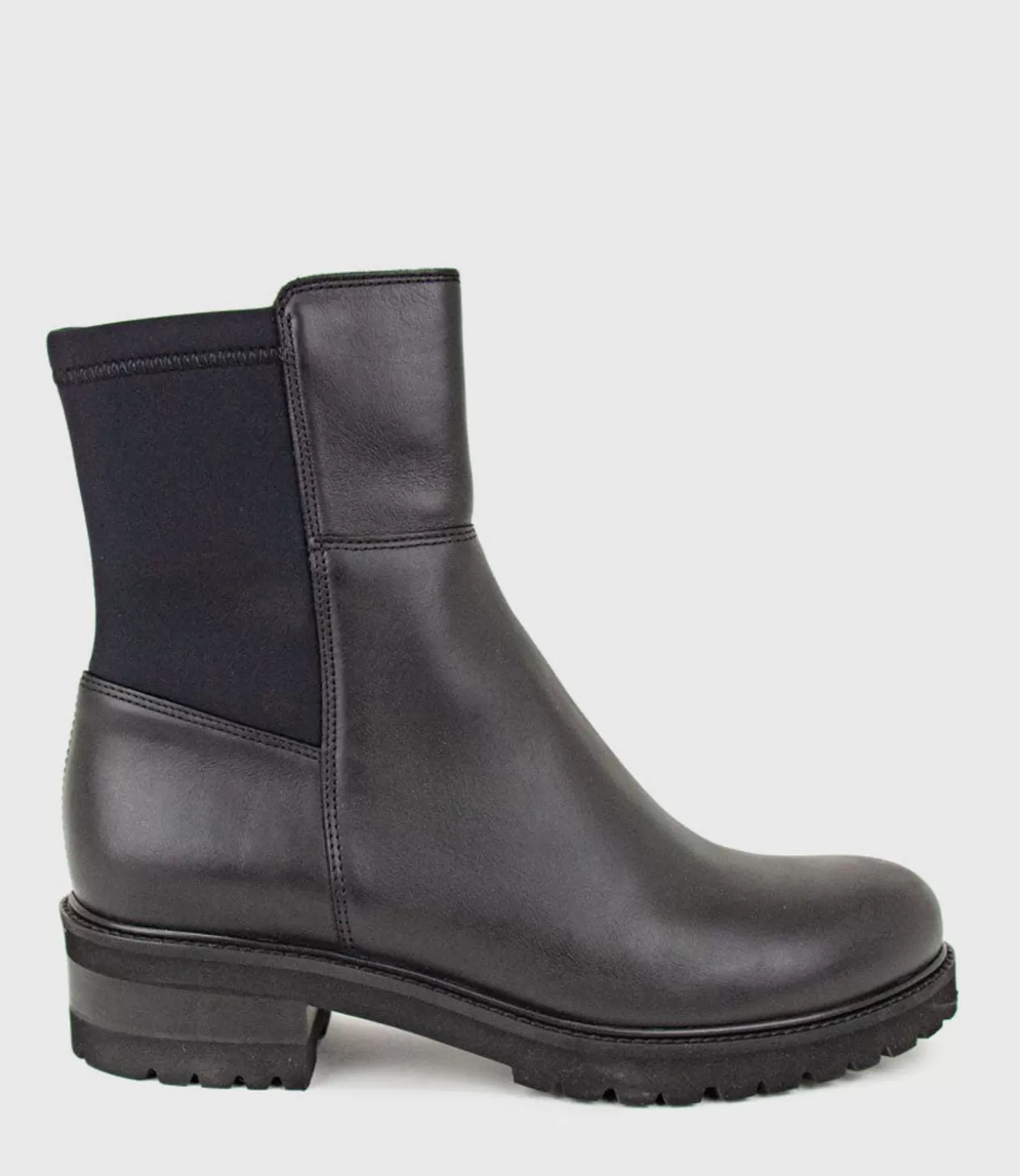 Edward Meller Ankle Boots<Calista Elastic Back Flat Ankle Boot In Black