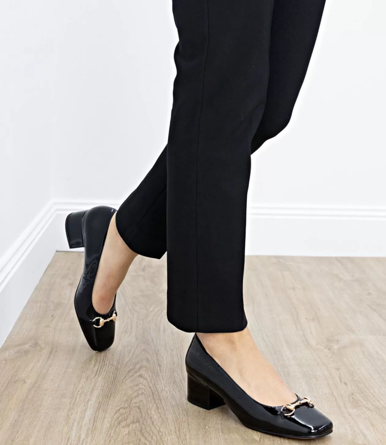 Edward Meller Low Heel<Christine45 Block Heel Pump With Hardware In Black Patent