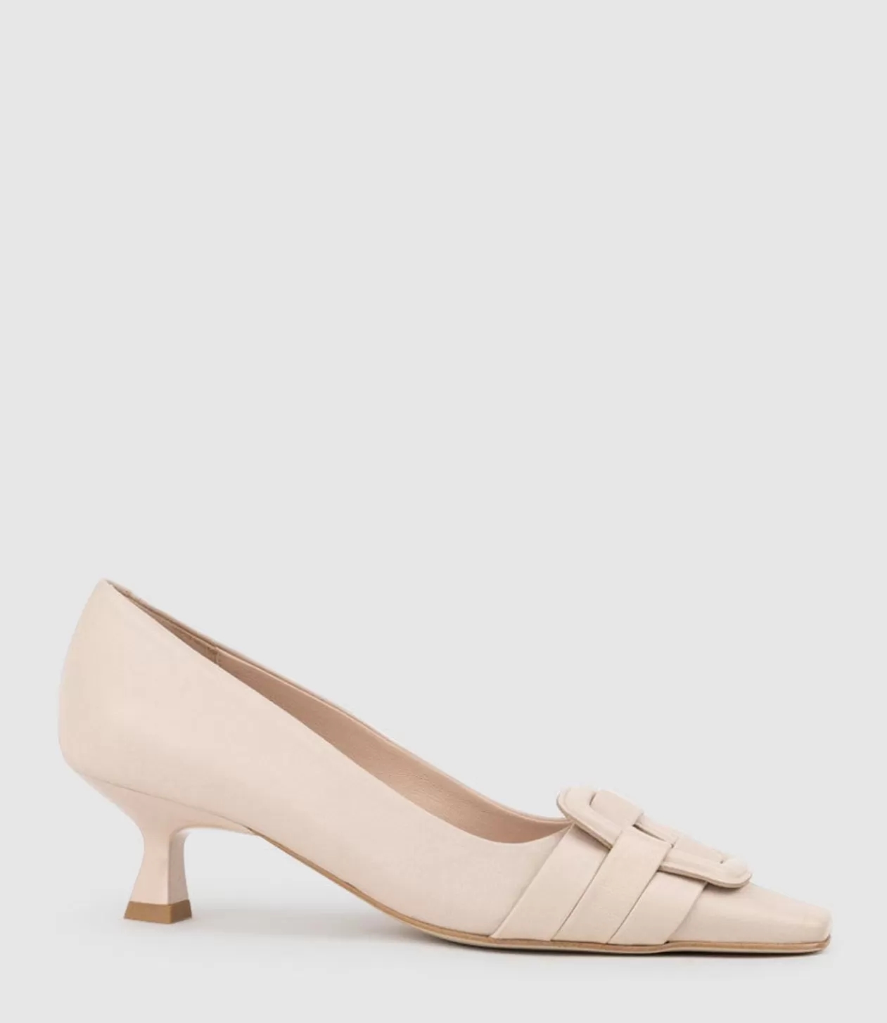 Edward Meller Kitten Heel Pumps<Destra60 Pointed Pump With Buckle In Nude