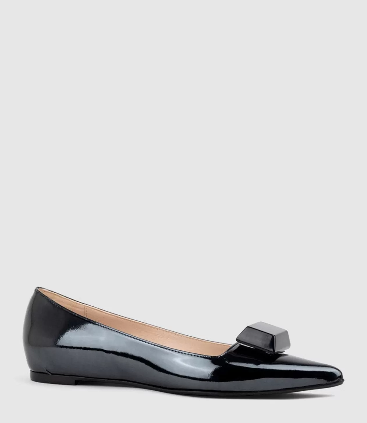 Edward Meller Ballet Flats<Emrata Pointed Ballet With Trim In Black