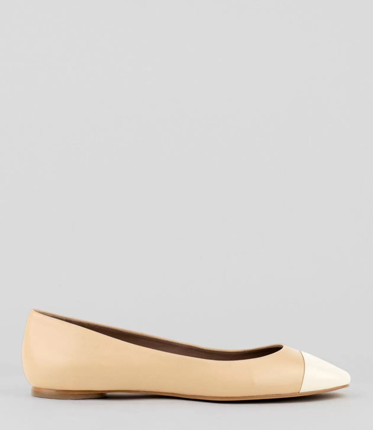 Edward Meller Ballet Flats<Fynn Cap Toe Ballet In Beige With Offwhite