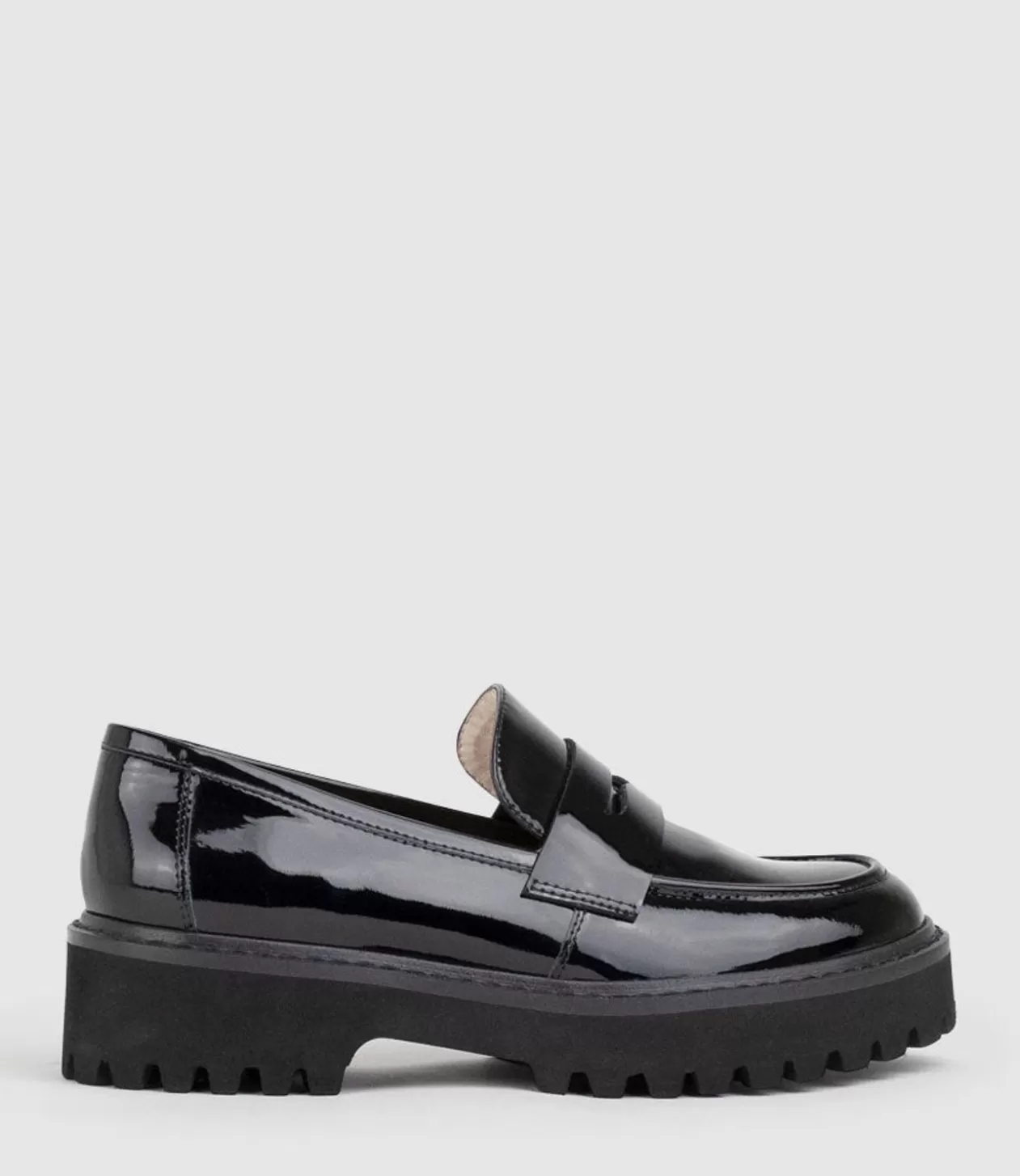 Edward Meller Loafers & Moccasins<Gillian Moccasin On Chunky Sole In Black Patent