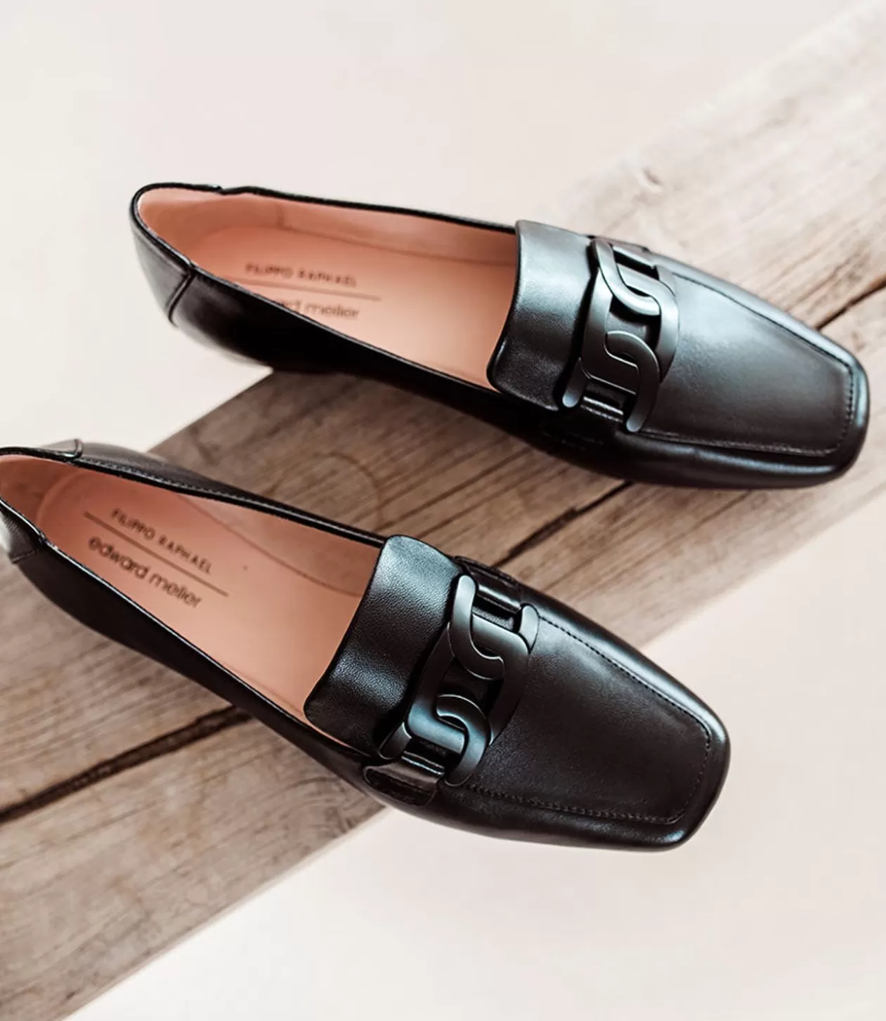 Edward Meller Loafers & Moccasins<Grady Moccasin With Hardware In Black