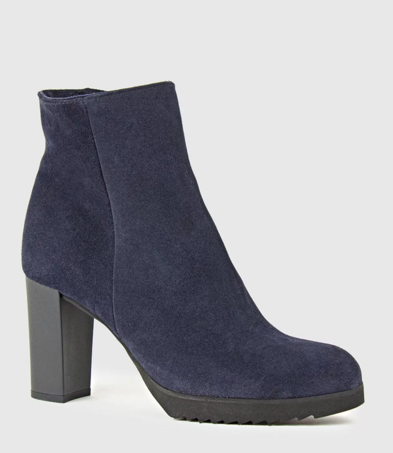 Edward Meller Ankle Boots<Myranda Rubber Heel Ankle Boot In Navy Suede