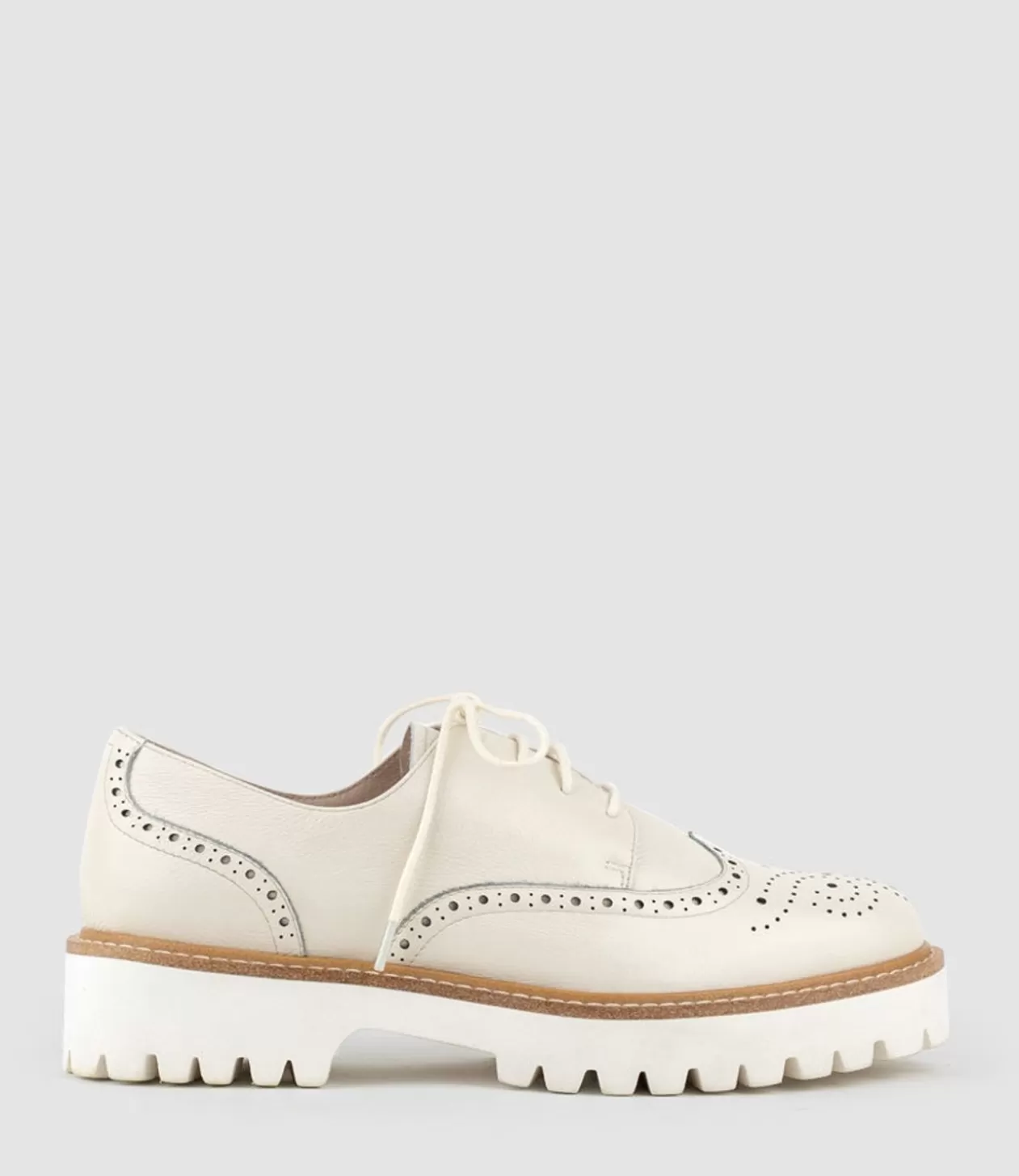 Edward Meller Lace Up Shoes<Paige Lace Up On Chunky Sole In Cream