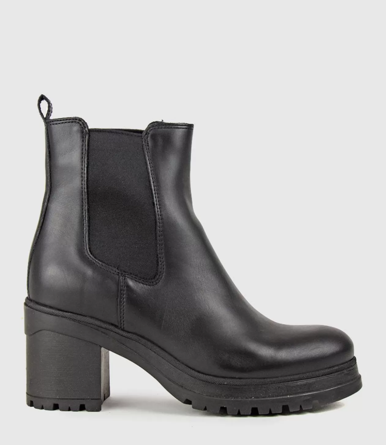 Edward Meller Ankle Boots<Paxton Chukka Boot On Rubber Heel In Black