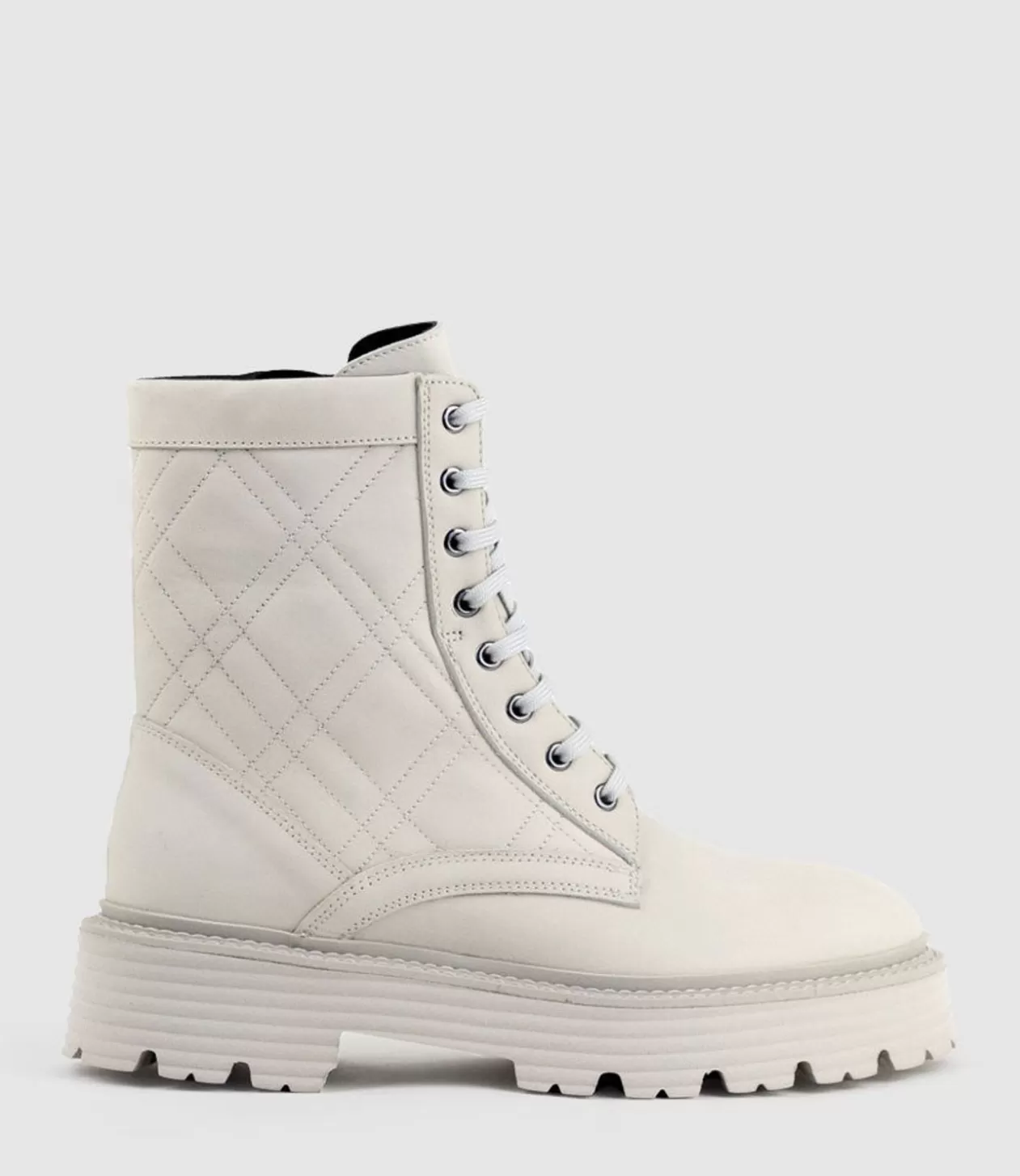 Edward Meller La Canadienne<Yasmin Quilted Lace Up Boot In Bone